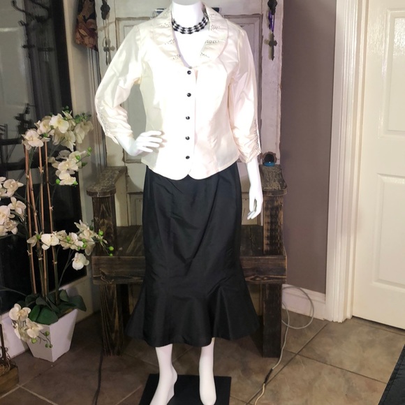Marisa Baratelli Thai Silk Skirt Set Size Top 14 skirt 12 V neck 3/4 sle… - Picture 1 of 16
